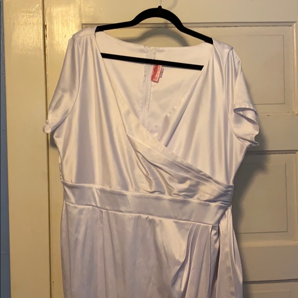 White Satin Ava Dress 4x